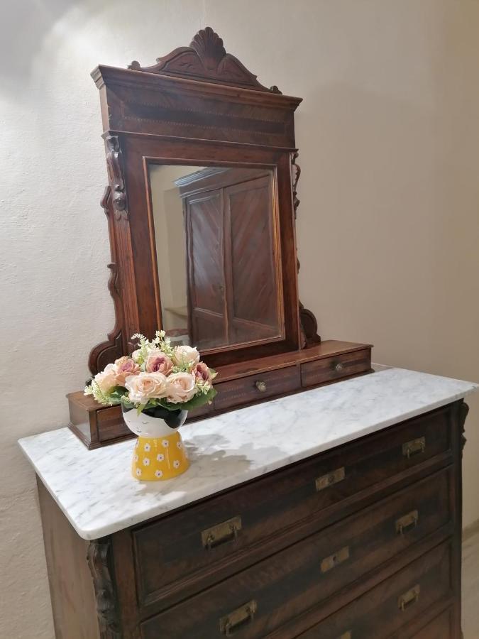 Apartament Il Nido Dei Priori Volterra Zewnętrze zdjęcie