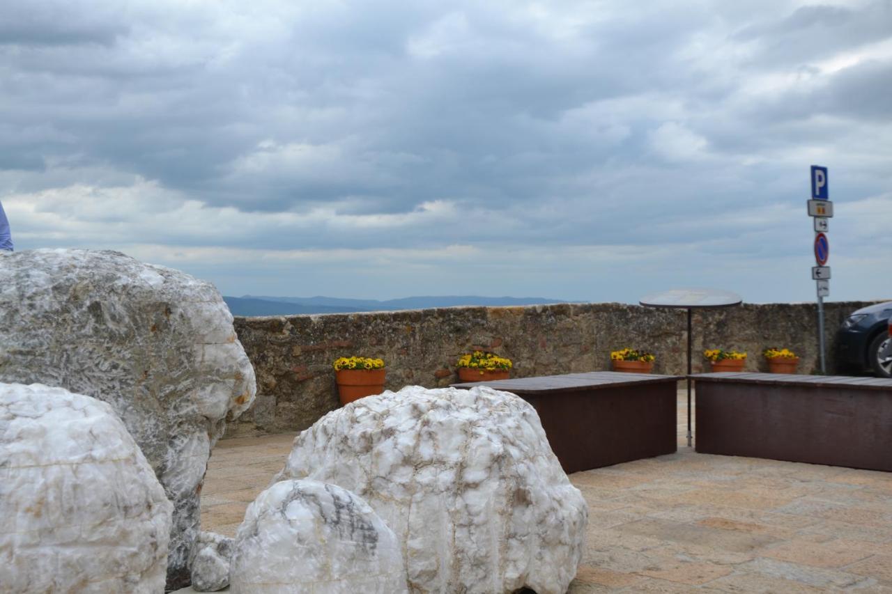 Apartament Il Nido Dei Priori Volterra Zewnętrze zdjęcie
